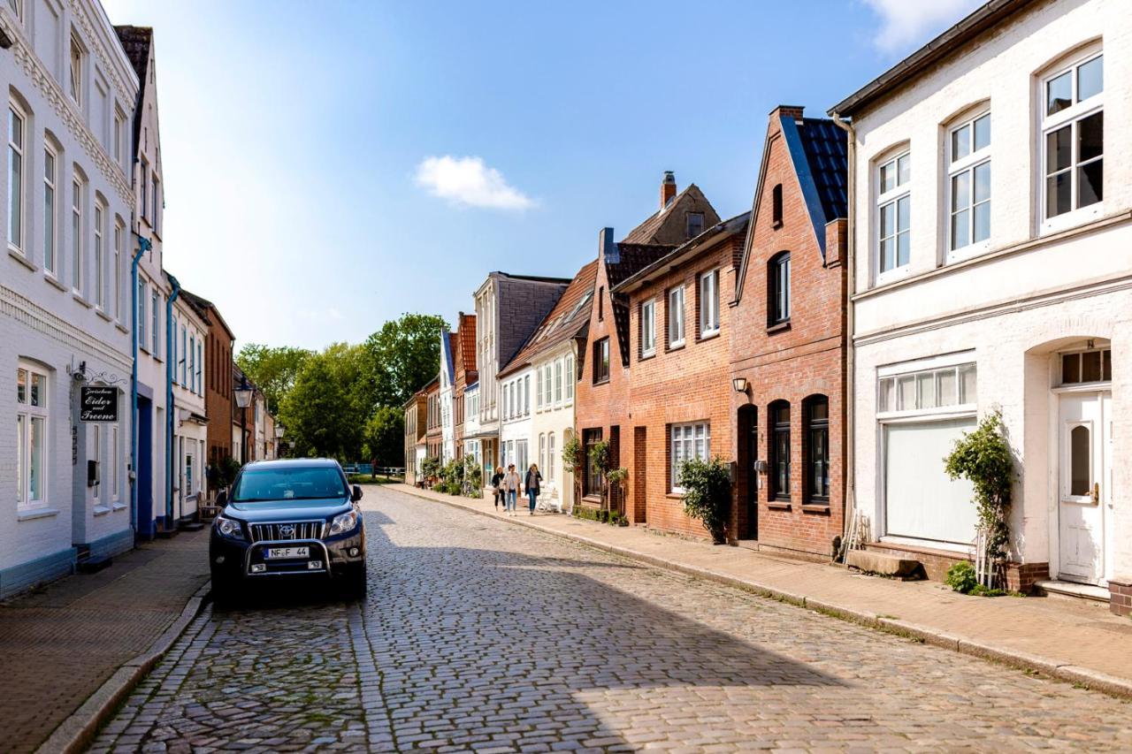Altstadt Apartments Friedrichstadt Exterior photo